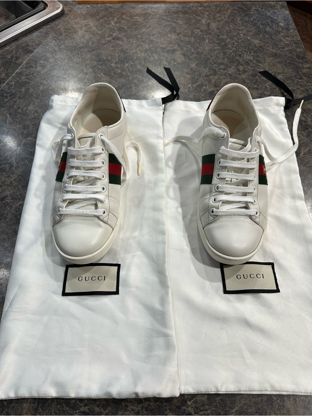 Gucci White Leather Sneakers with Red & Green Web Stripe - Men's Low-Top